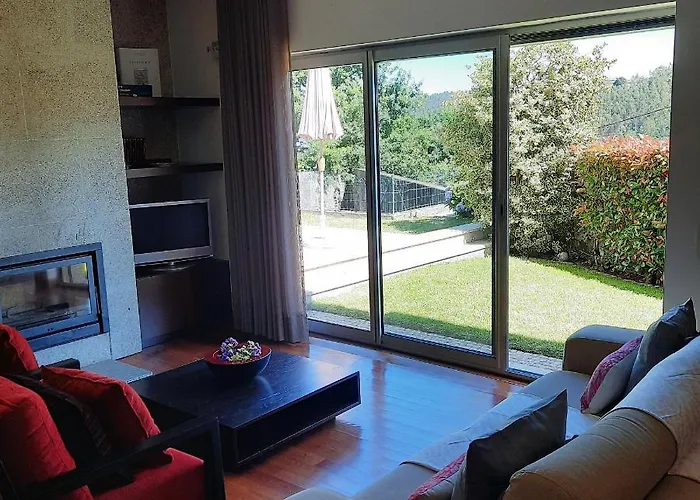 Casa Da Escola * Tabuacas